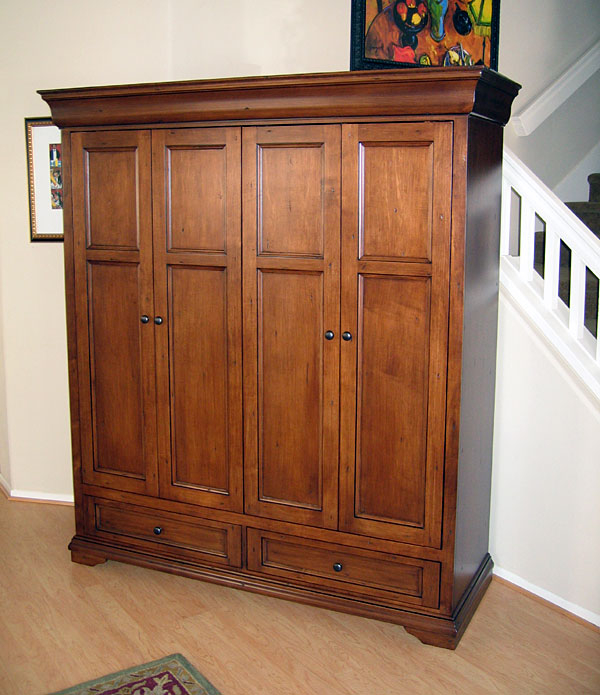 Tv armoire pocket doors