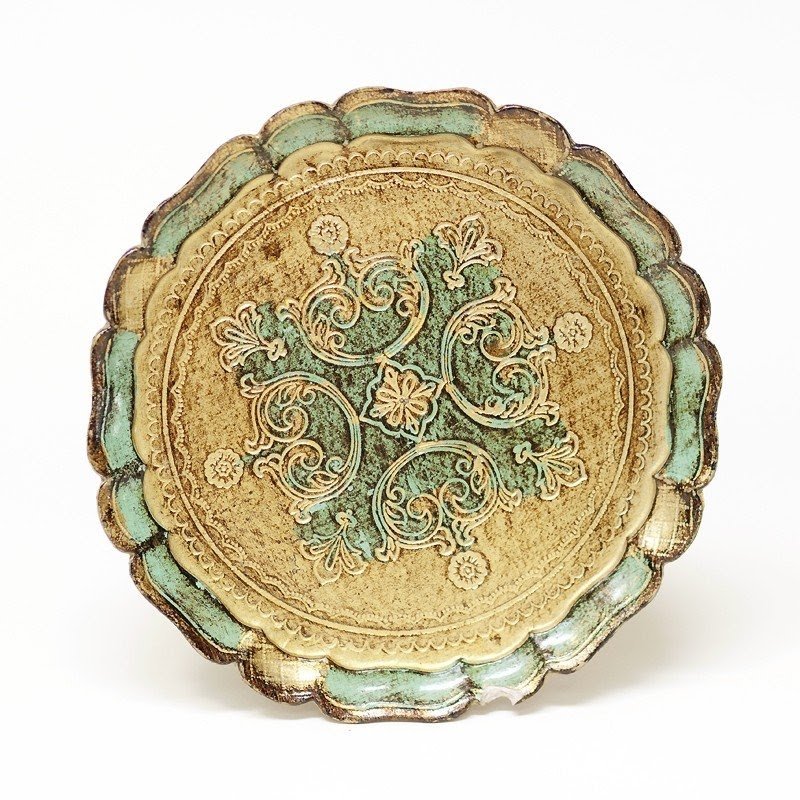 Round trays for coffee tables 15