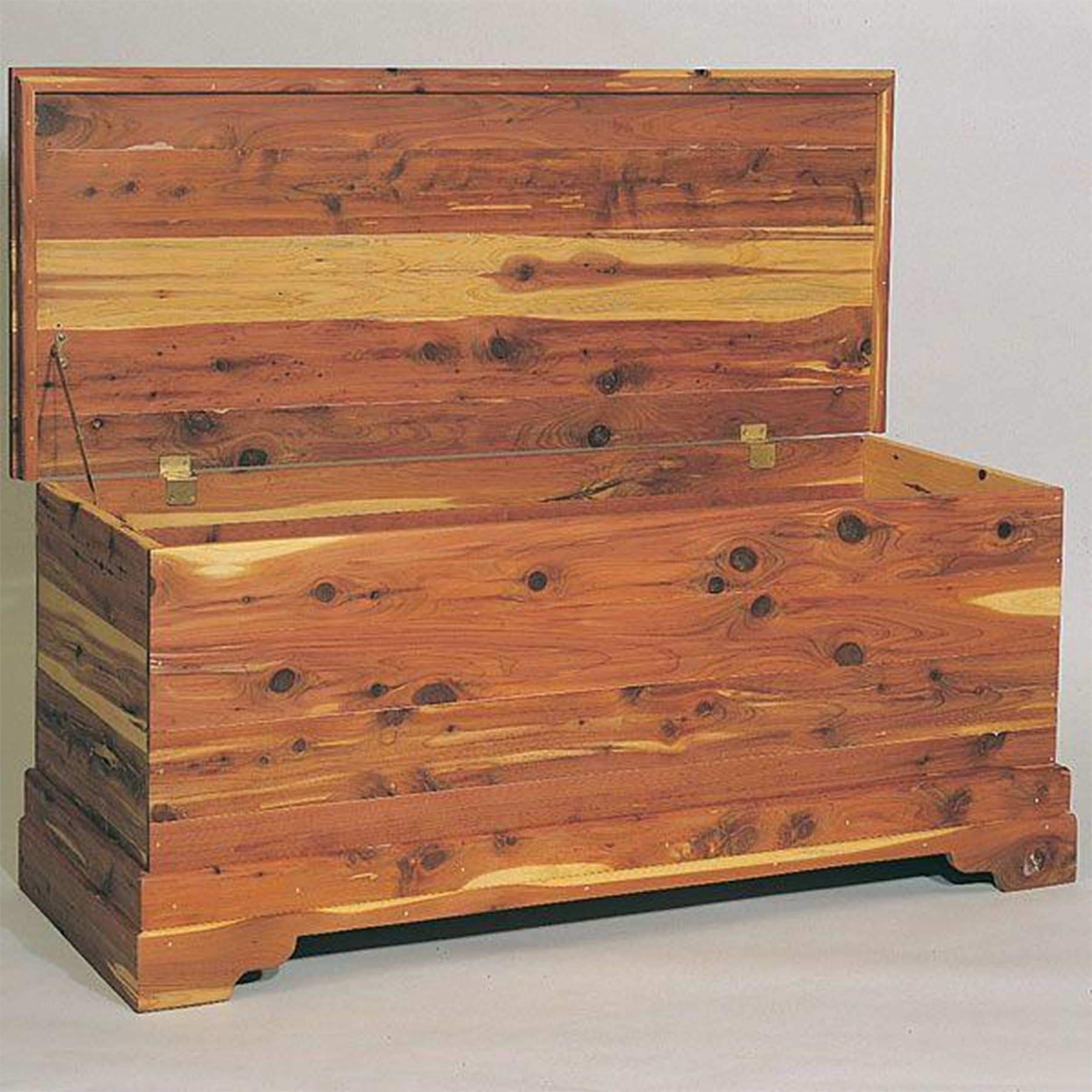 Cedar chest plan no 572