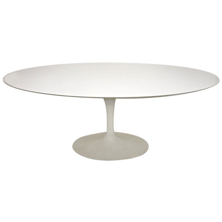Oval dining table by eero saarinen for knoll circa 1950