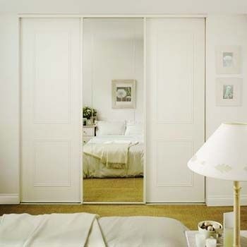 Curtain wall room divider