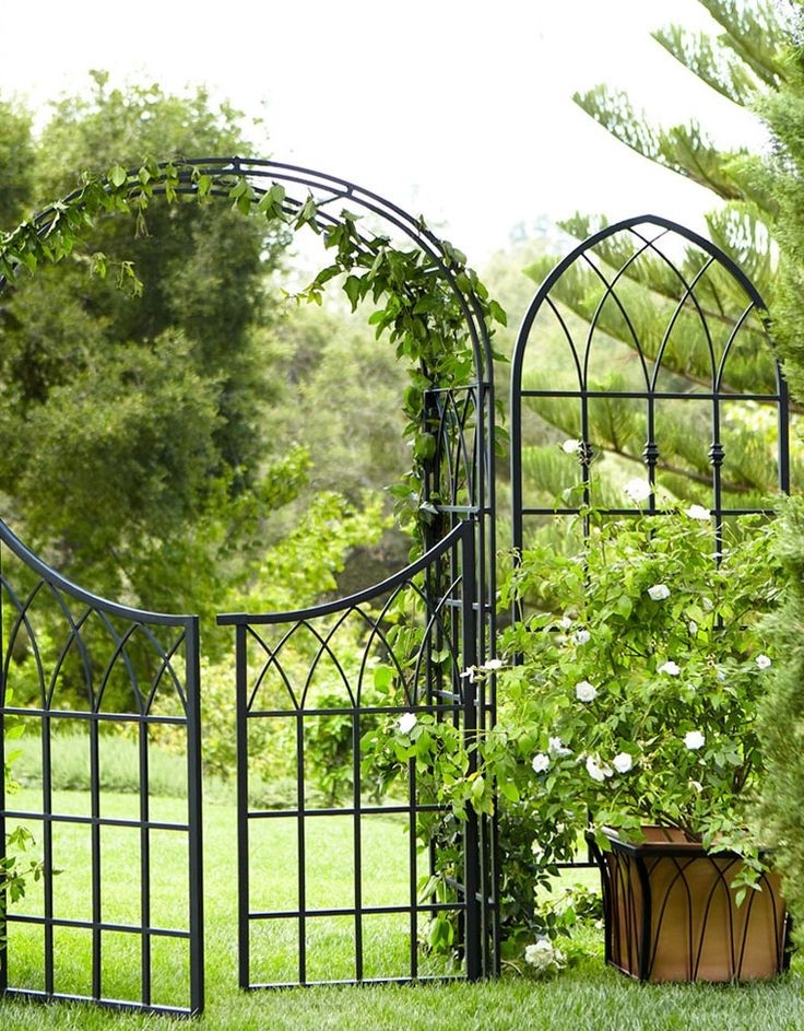 Green garden trellis