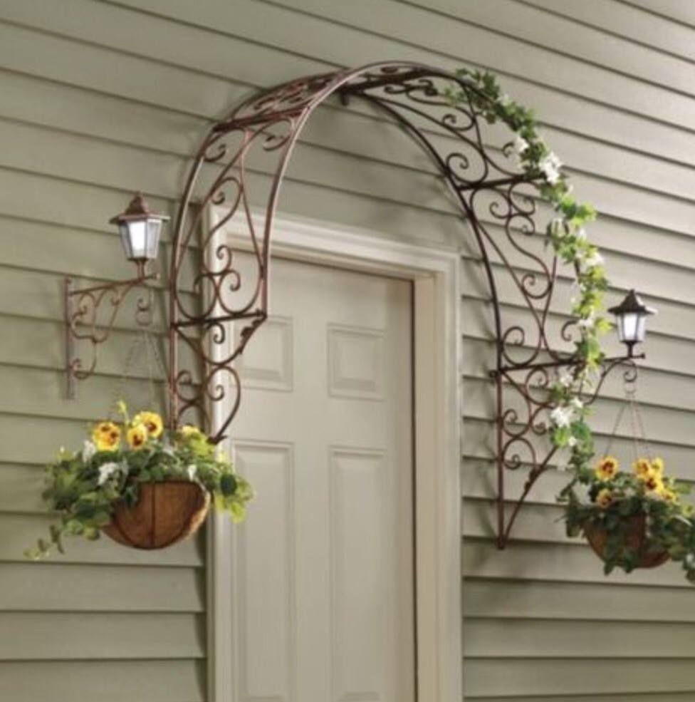 Metal garden arch trellis