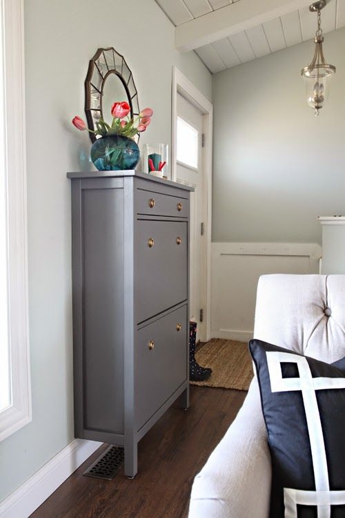 Small shoe cabinet 9
