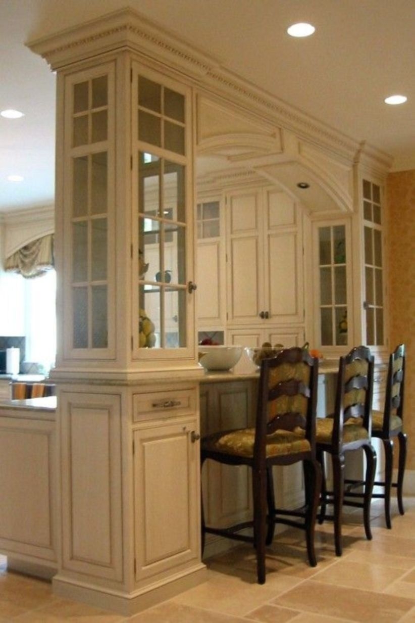 Breakfast bar shelf