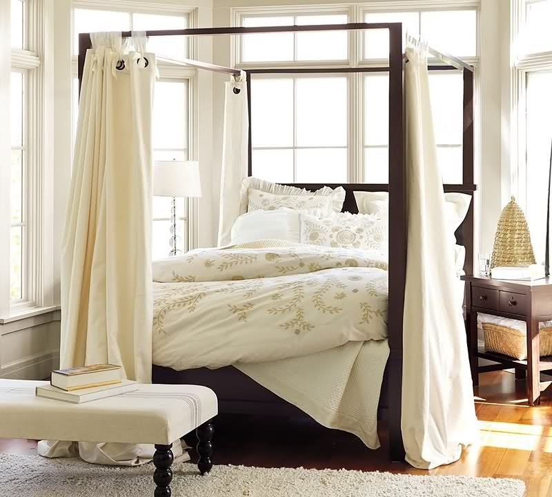 Farmhouse canopy bed 8