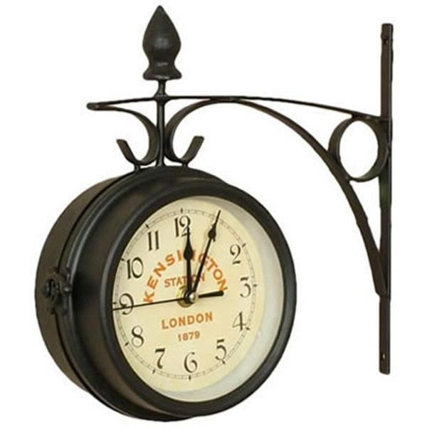 Station wall clock 1