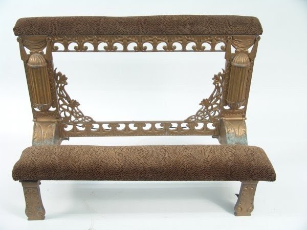 455 a lighted cast metal church kneeling bench