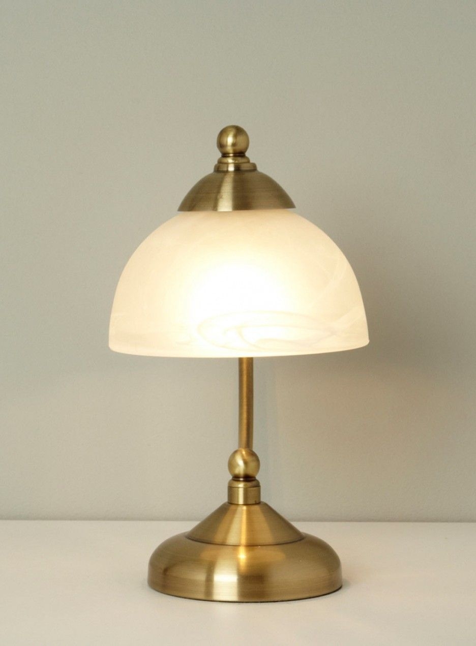 Brass touch table lamp