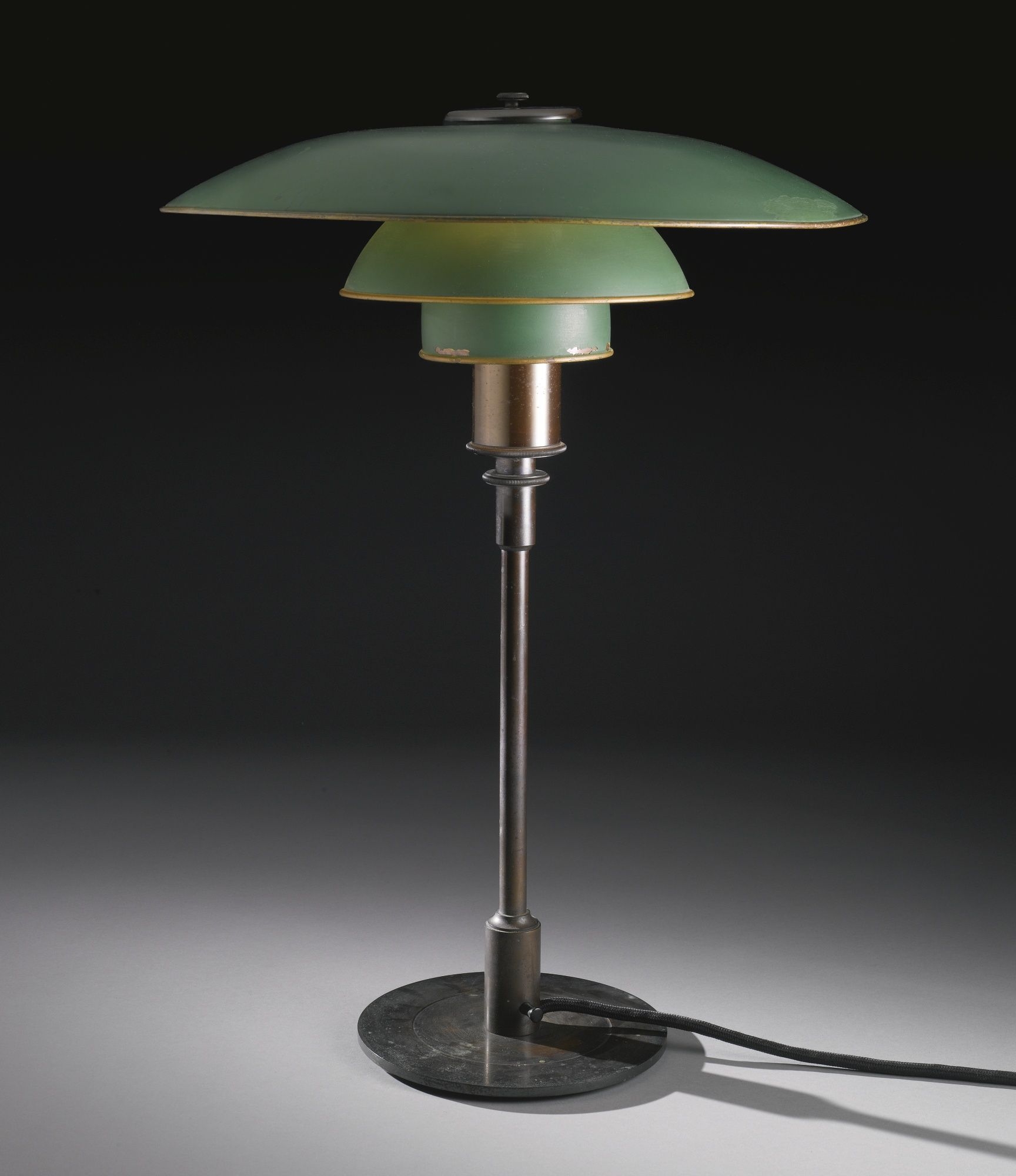 Art deco desk lamp 21