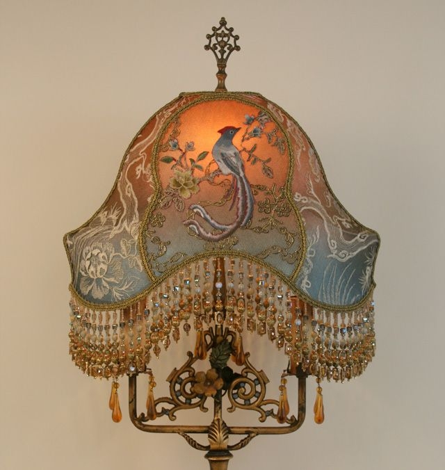 Tassel shade table lamp 38