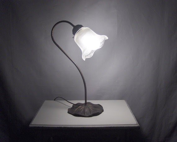 Vintage gooseneck table desk lamp cast