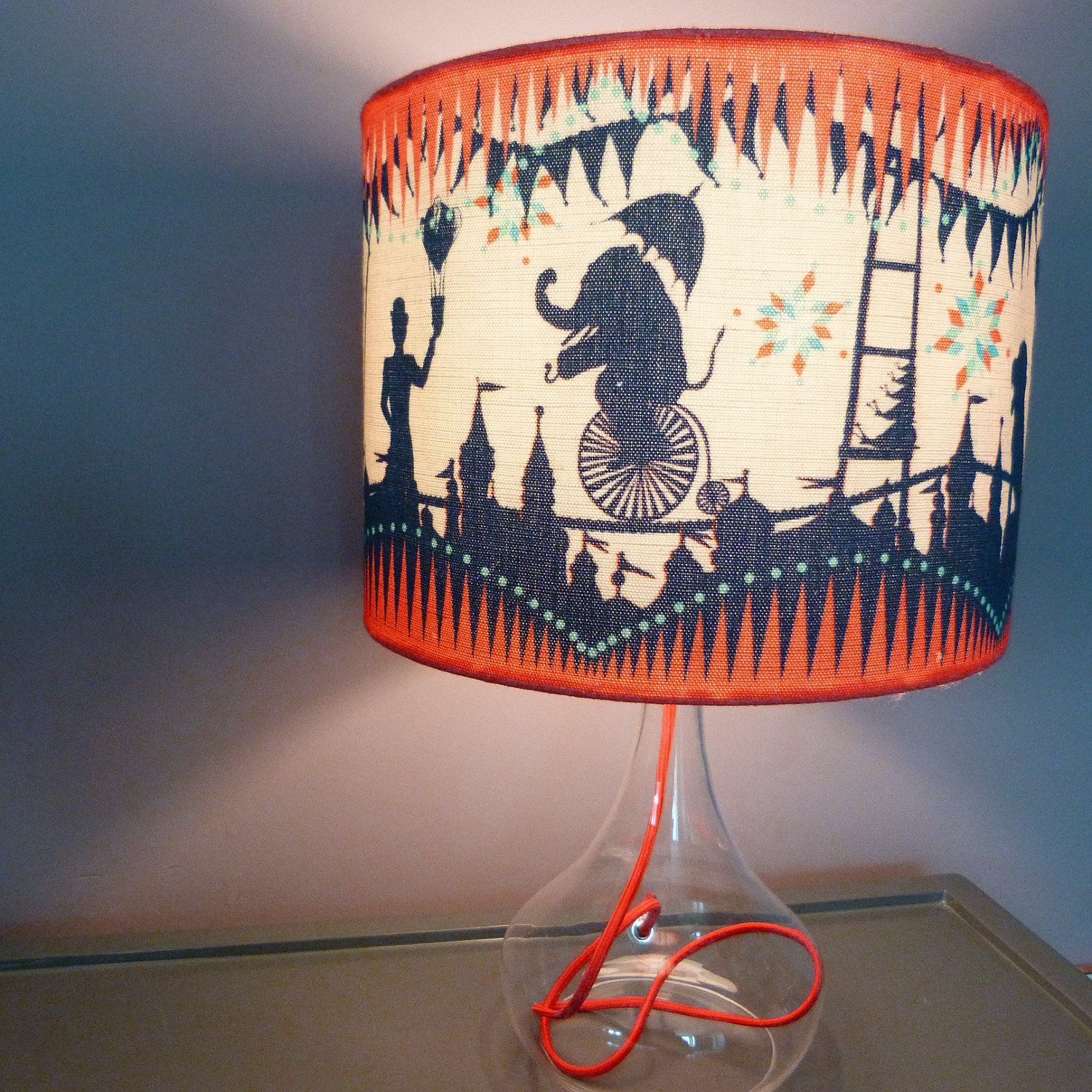 Carousel lamp 37