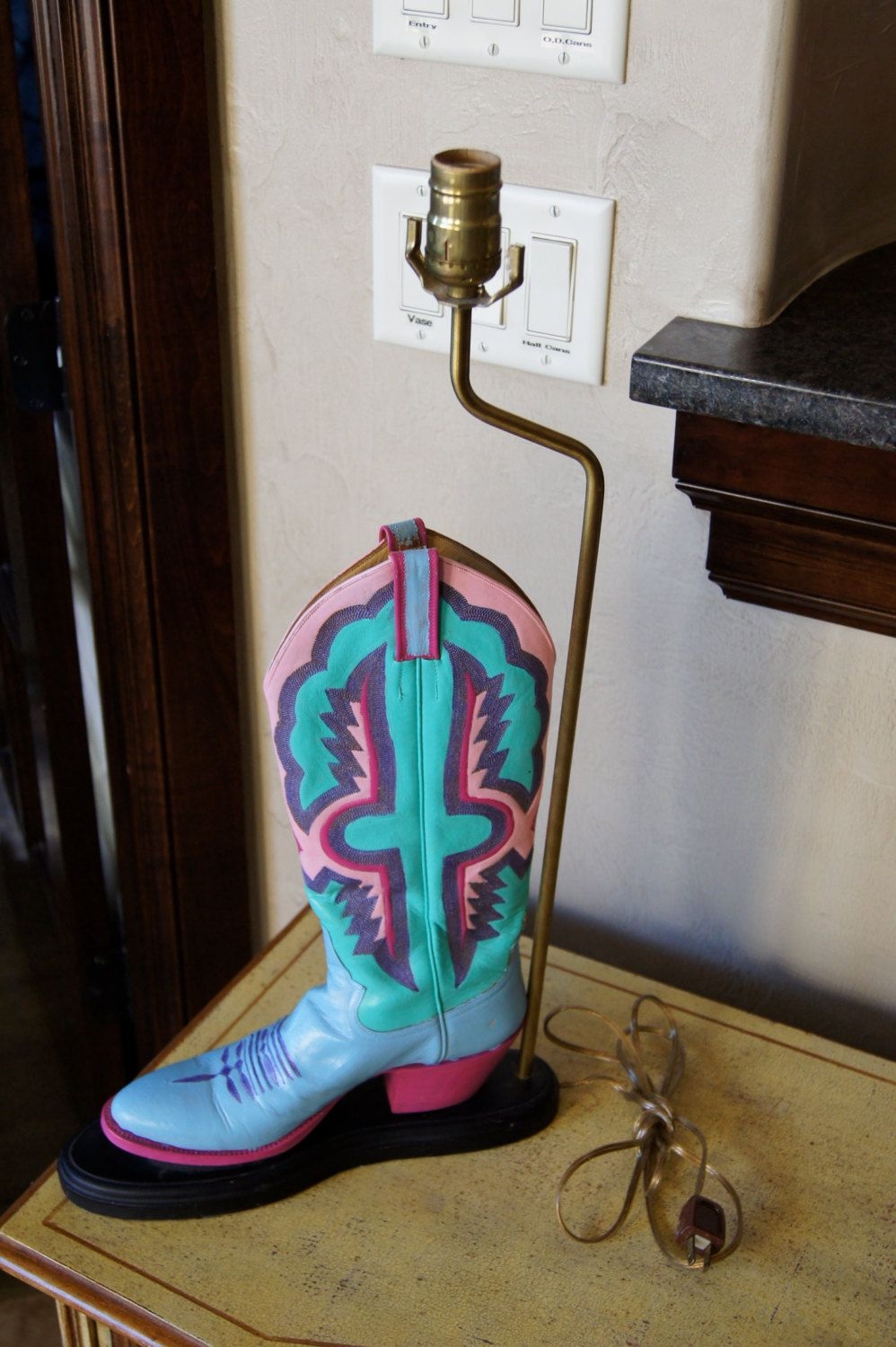 Cowboy boot lamp 15