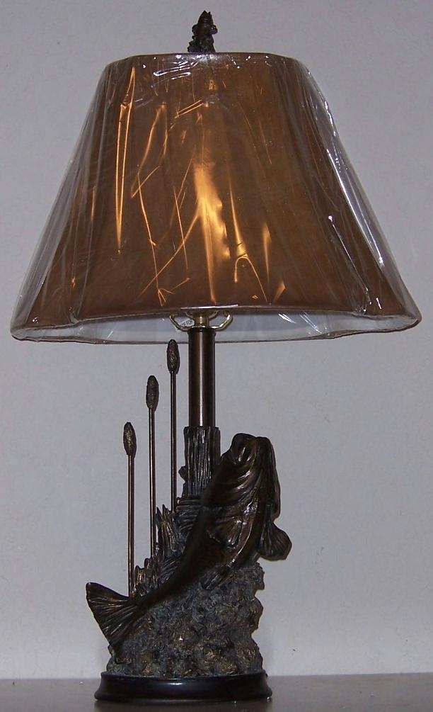 Bass fish table lamp 2006 08 31 00 16 71k