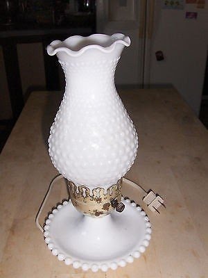 Vintage l l wmc electric gwtw style hurricane lusterglass table