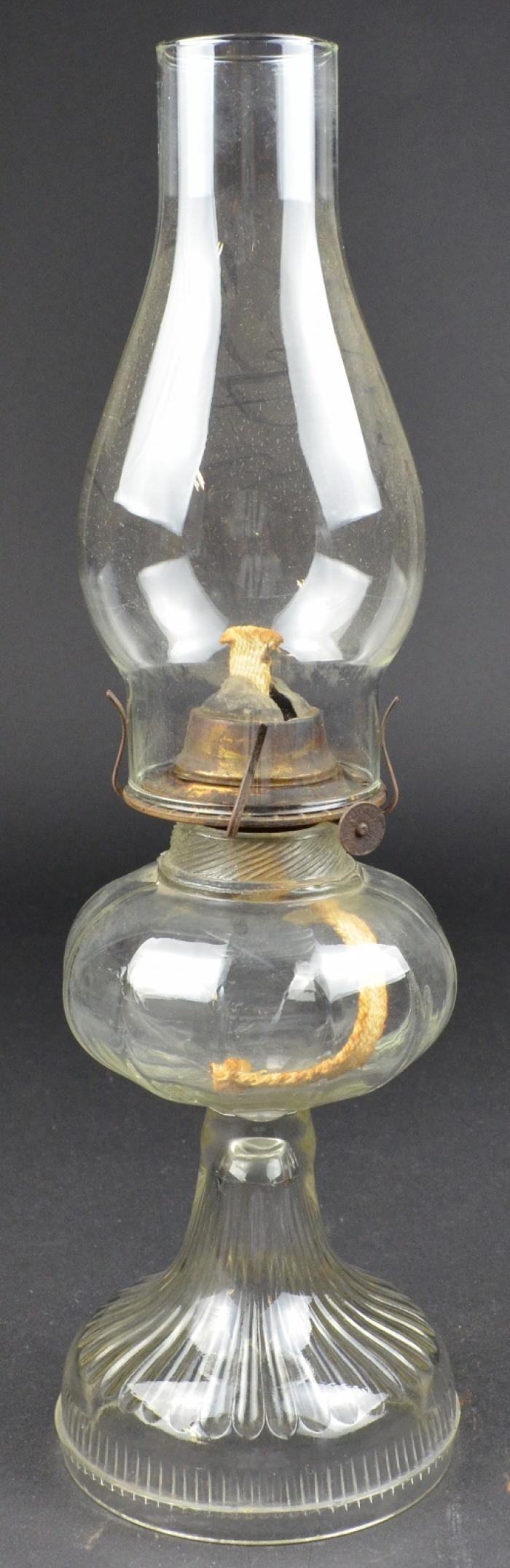 Clear glass kerosene oil lamp chimney with eagle burner wick