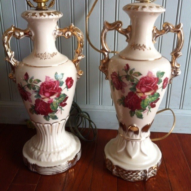 Porcelain red rose lamps