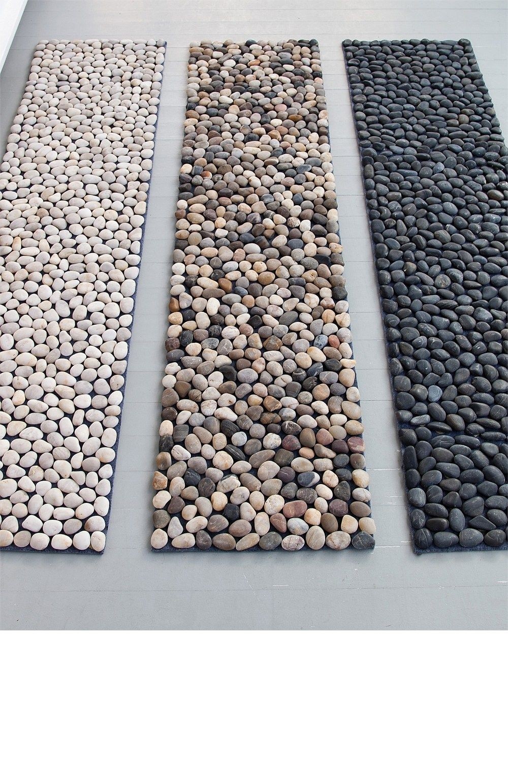 Pebble shower mat 2