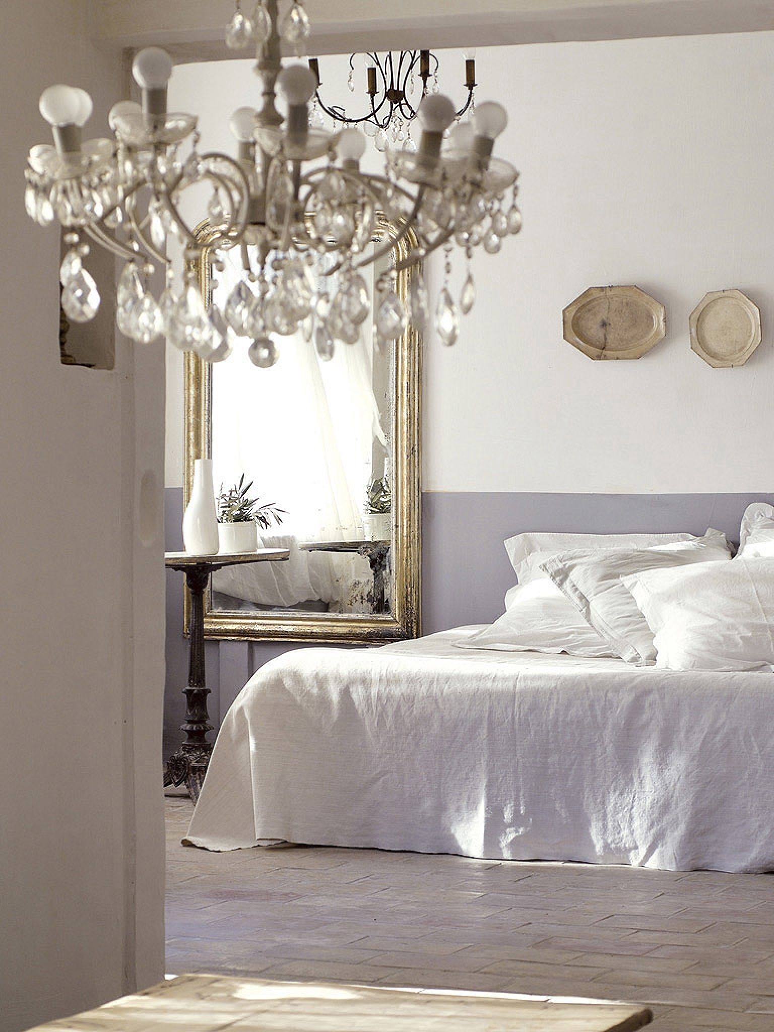 Chandelier bulb covers 1