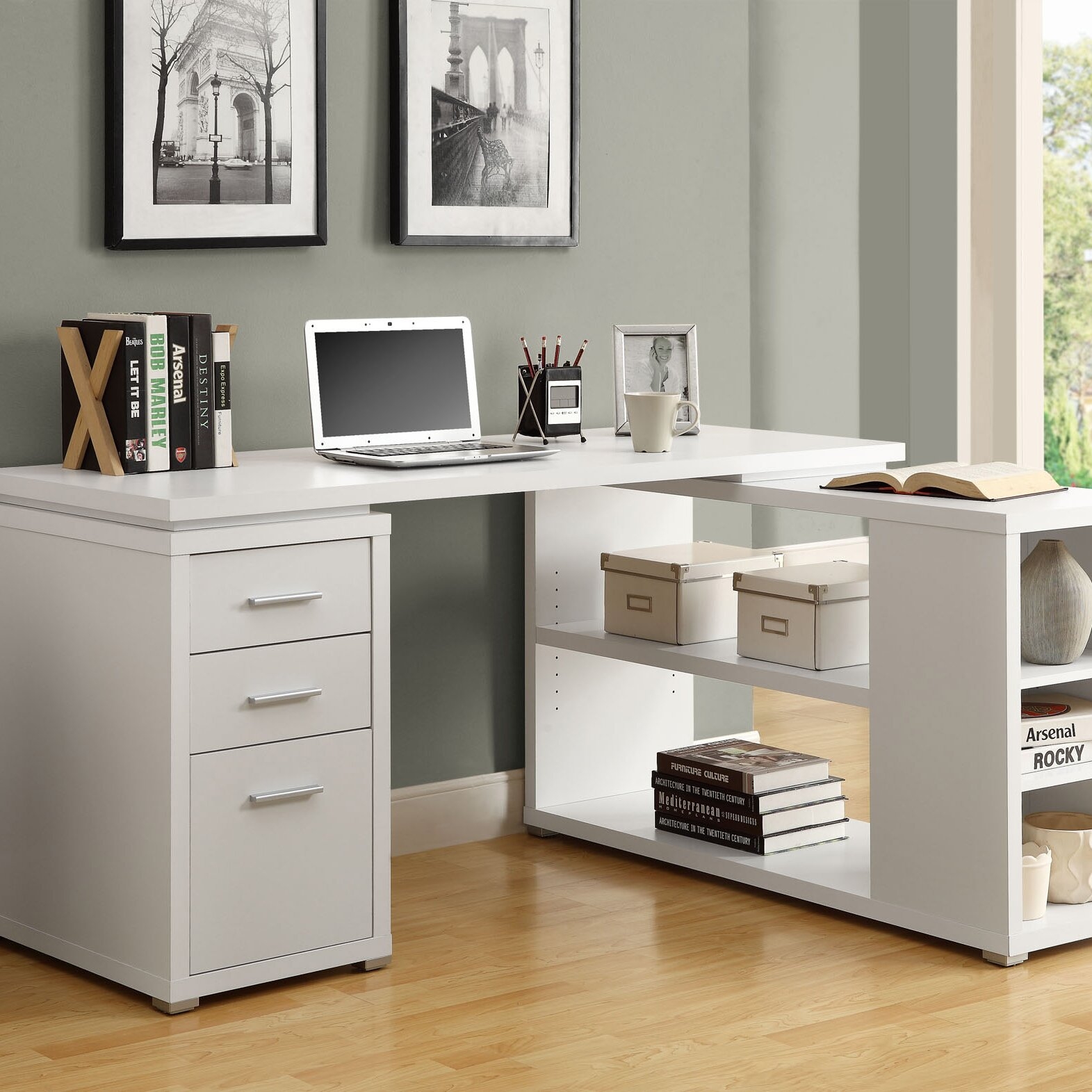 Corner Desk in White