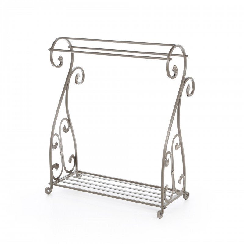 Iron Accents Quilt Rack
