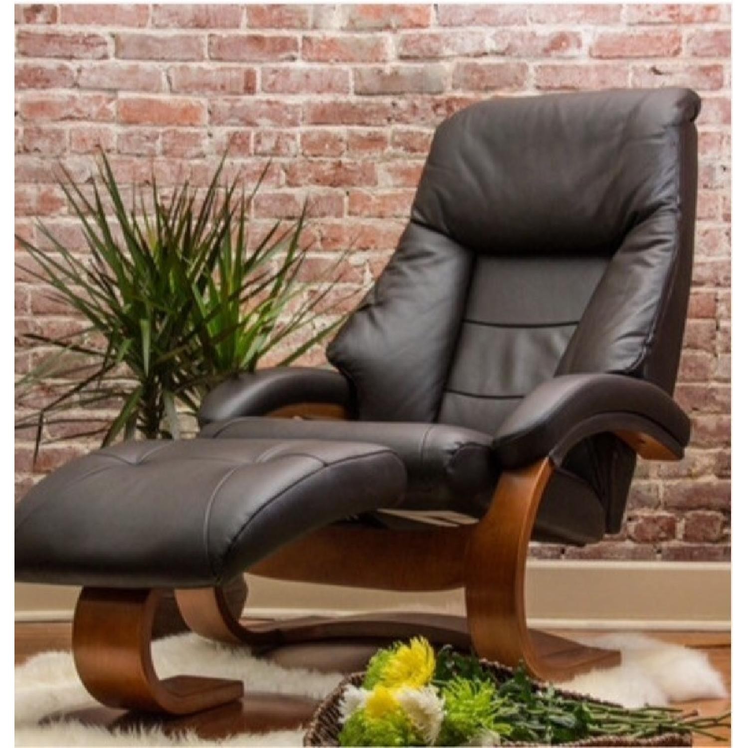 Oslo 58 Leather Ergonomic Recliner and Ottoman