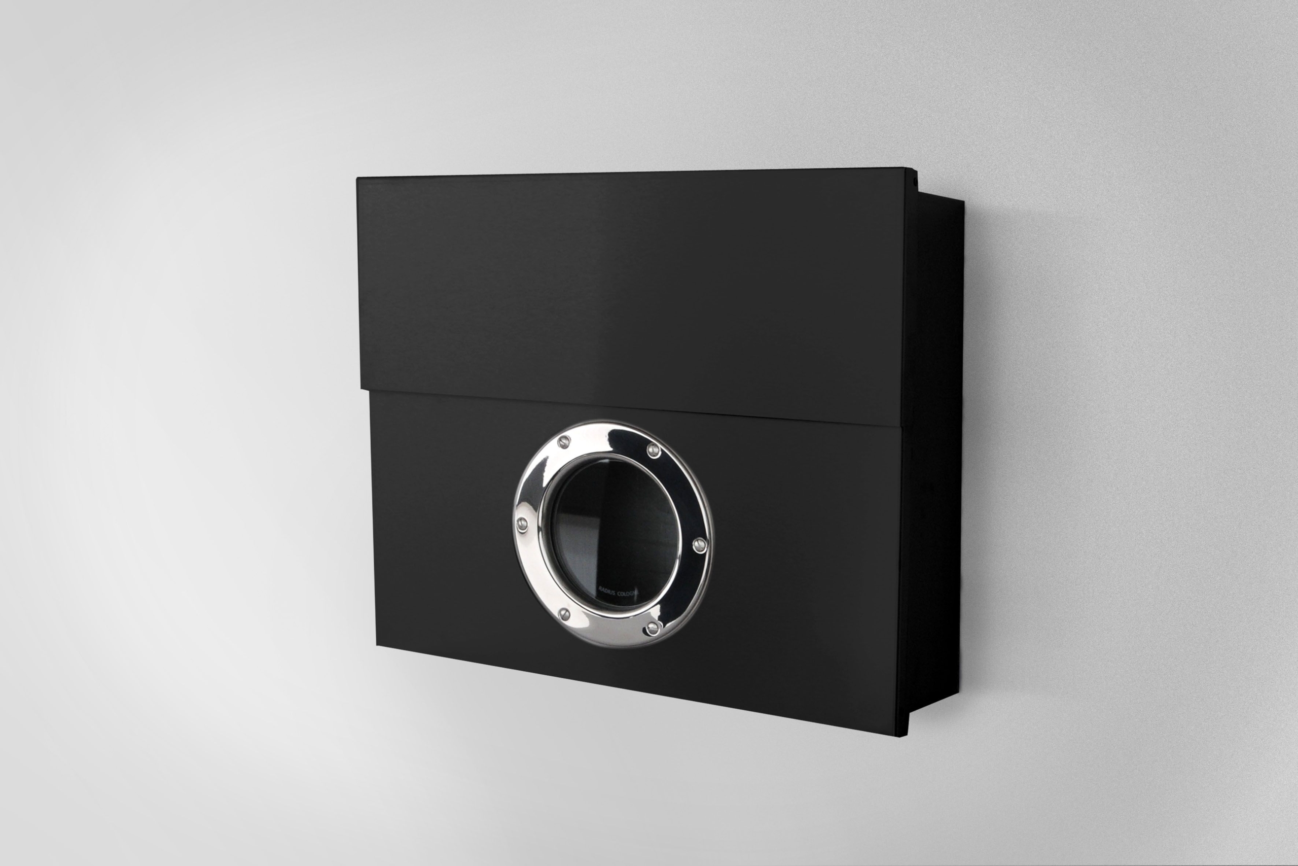 Letterman Wall Mounted Mailbox