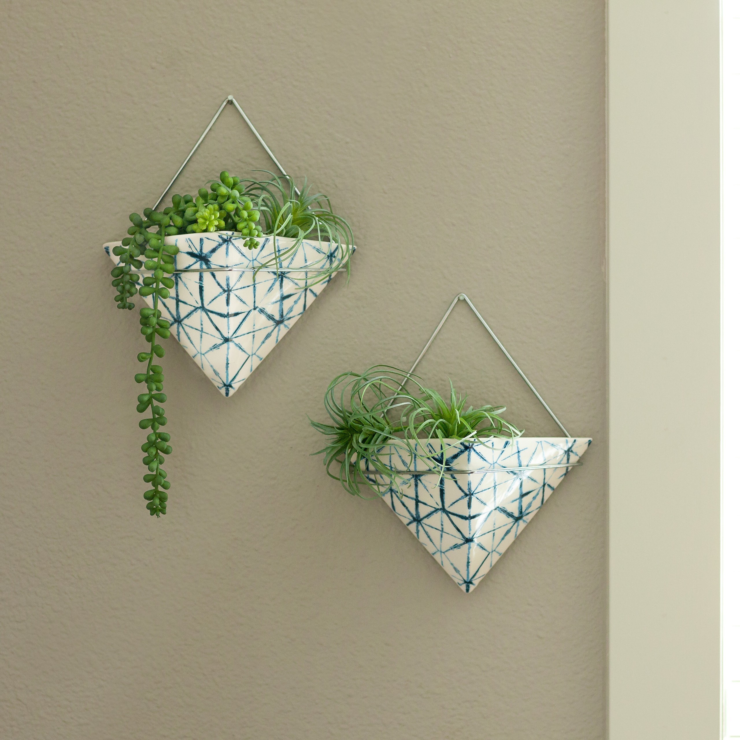 How to Choose a Planter