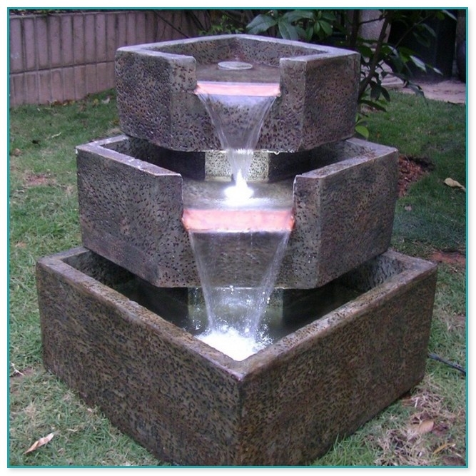 Large solar water fountain