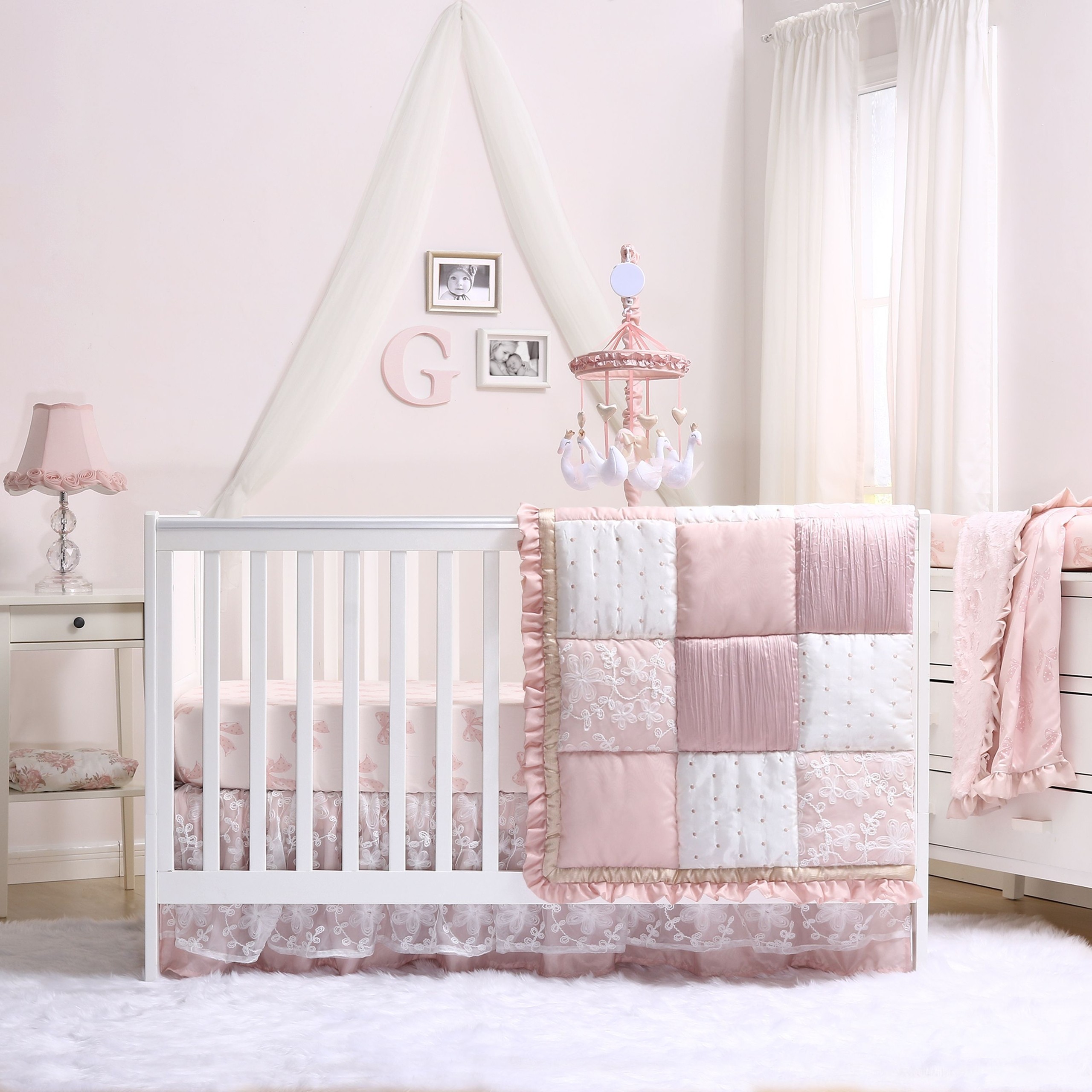 How to Choose Crib Bedding