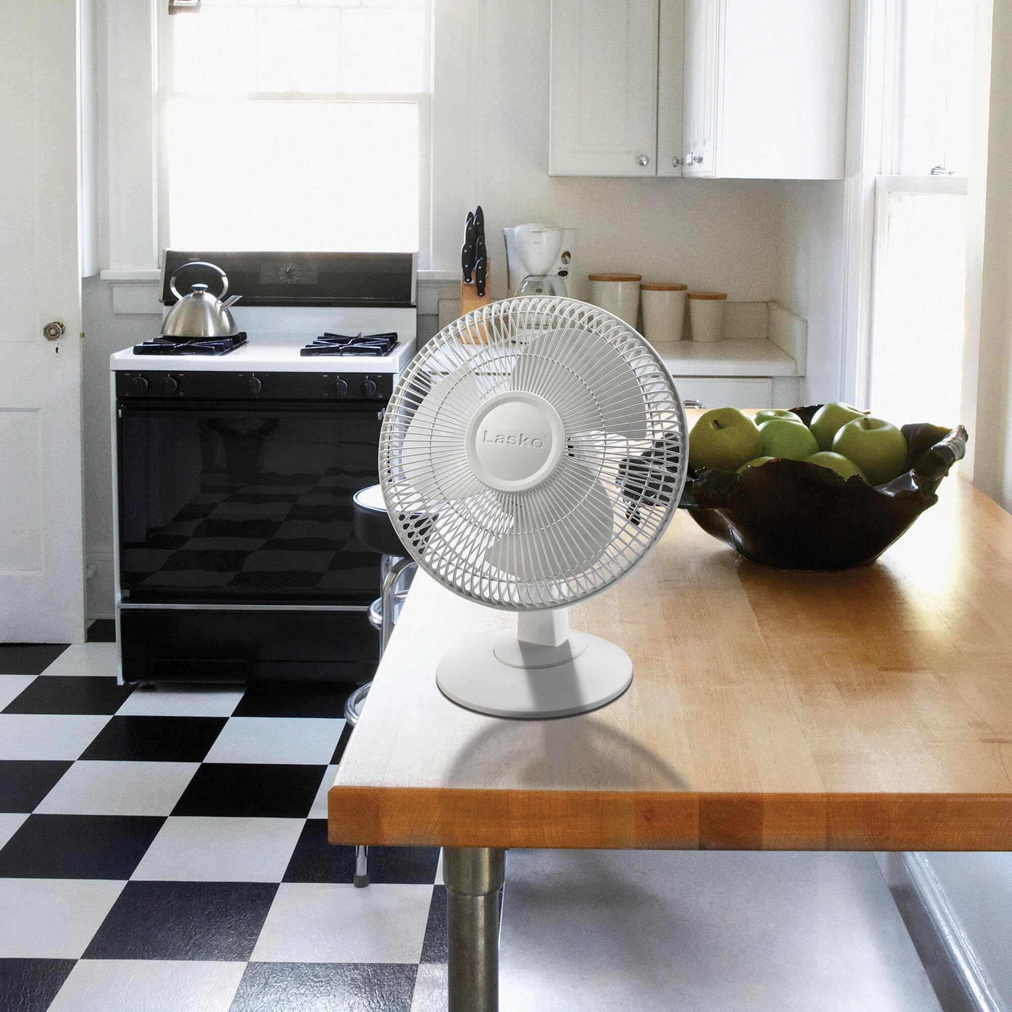 12" Oscillating Table Fan