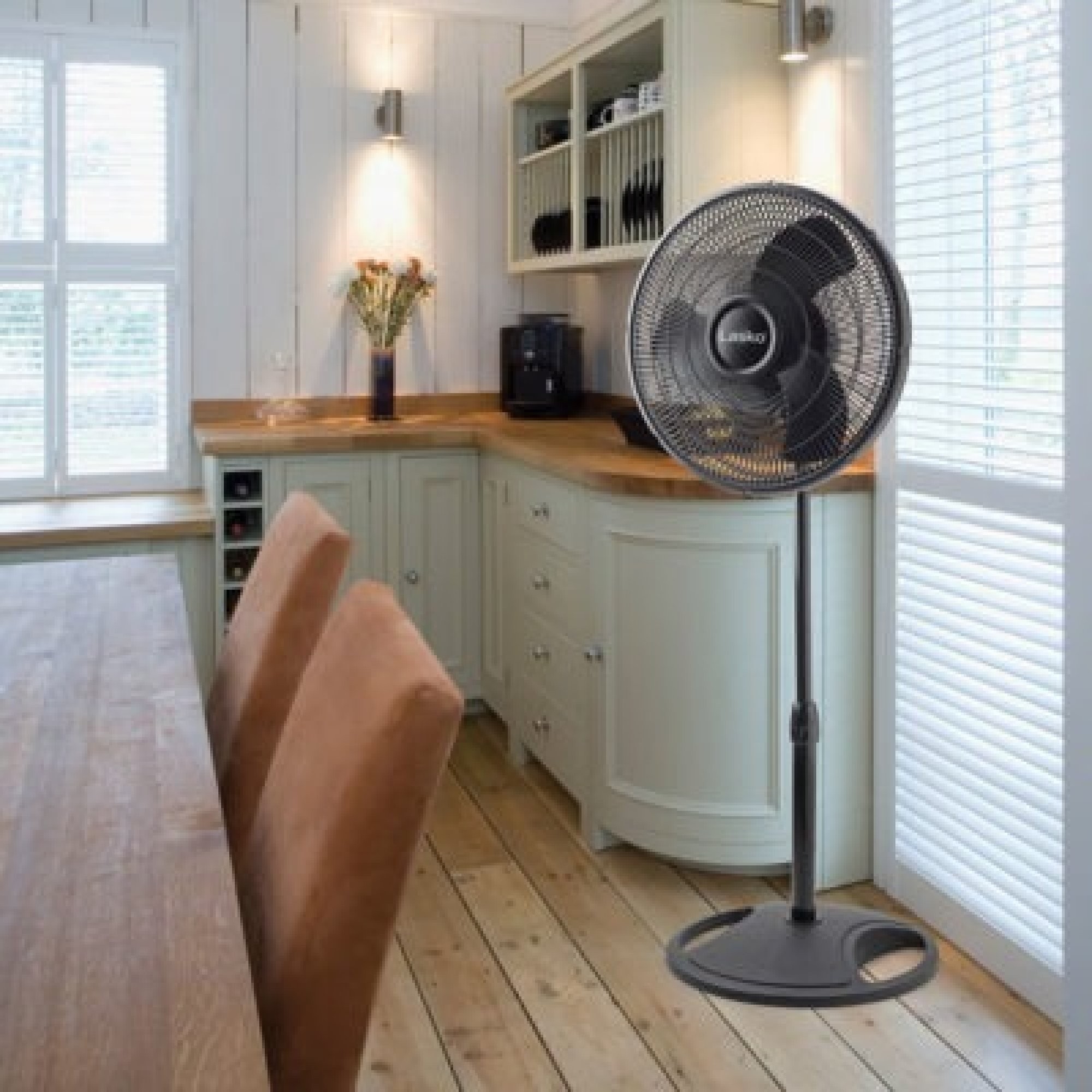 16" Oscillating Standing Fan