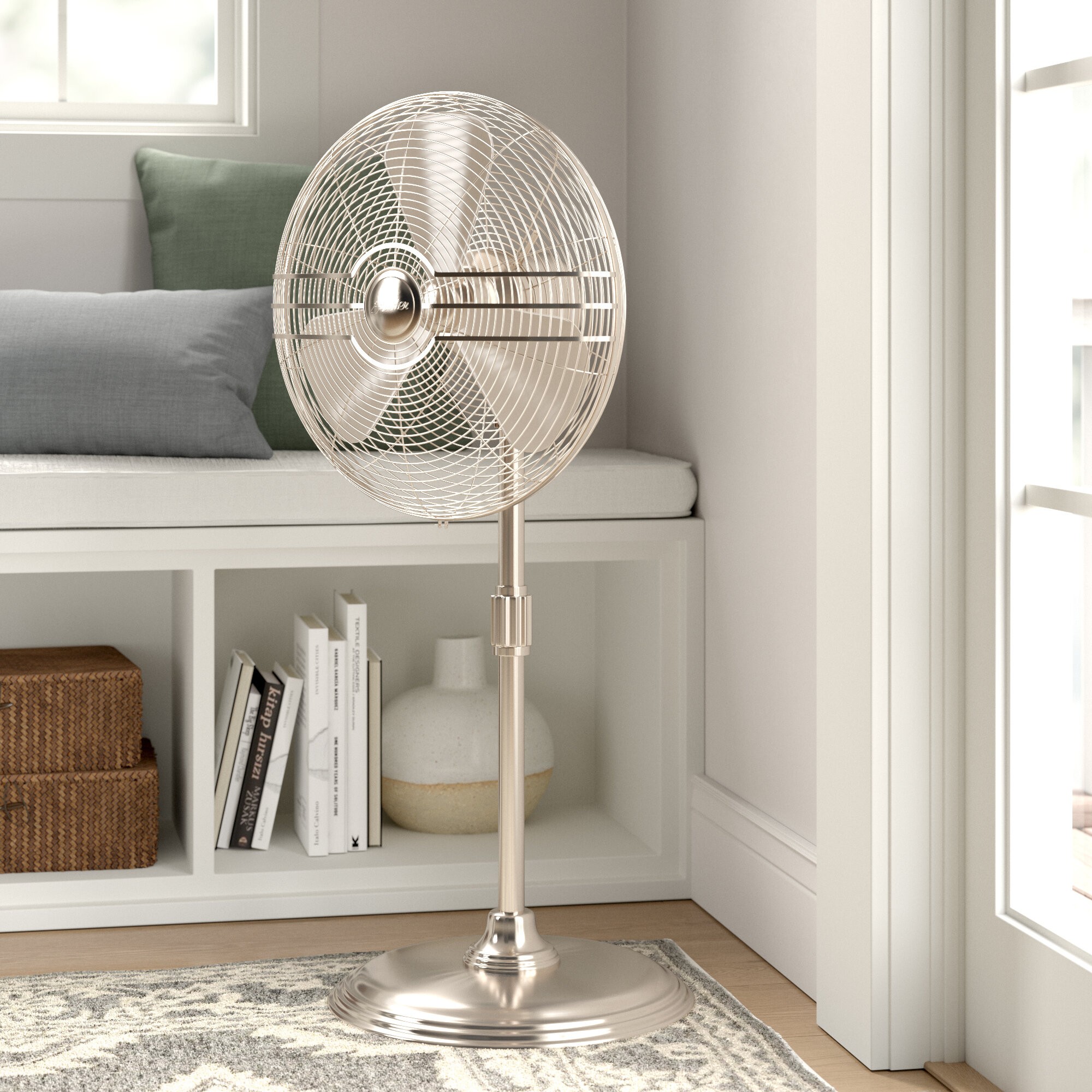 Retro 16" Oscillating Floor Fan