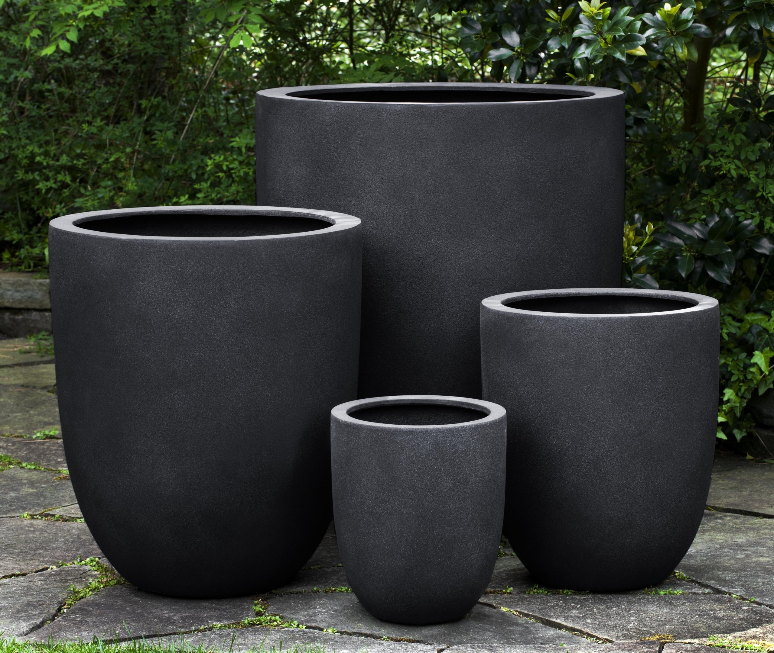 Wetterland Fiberglass Pot Planter