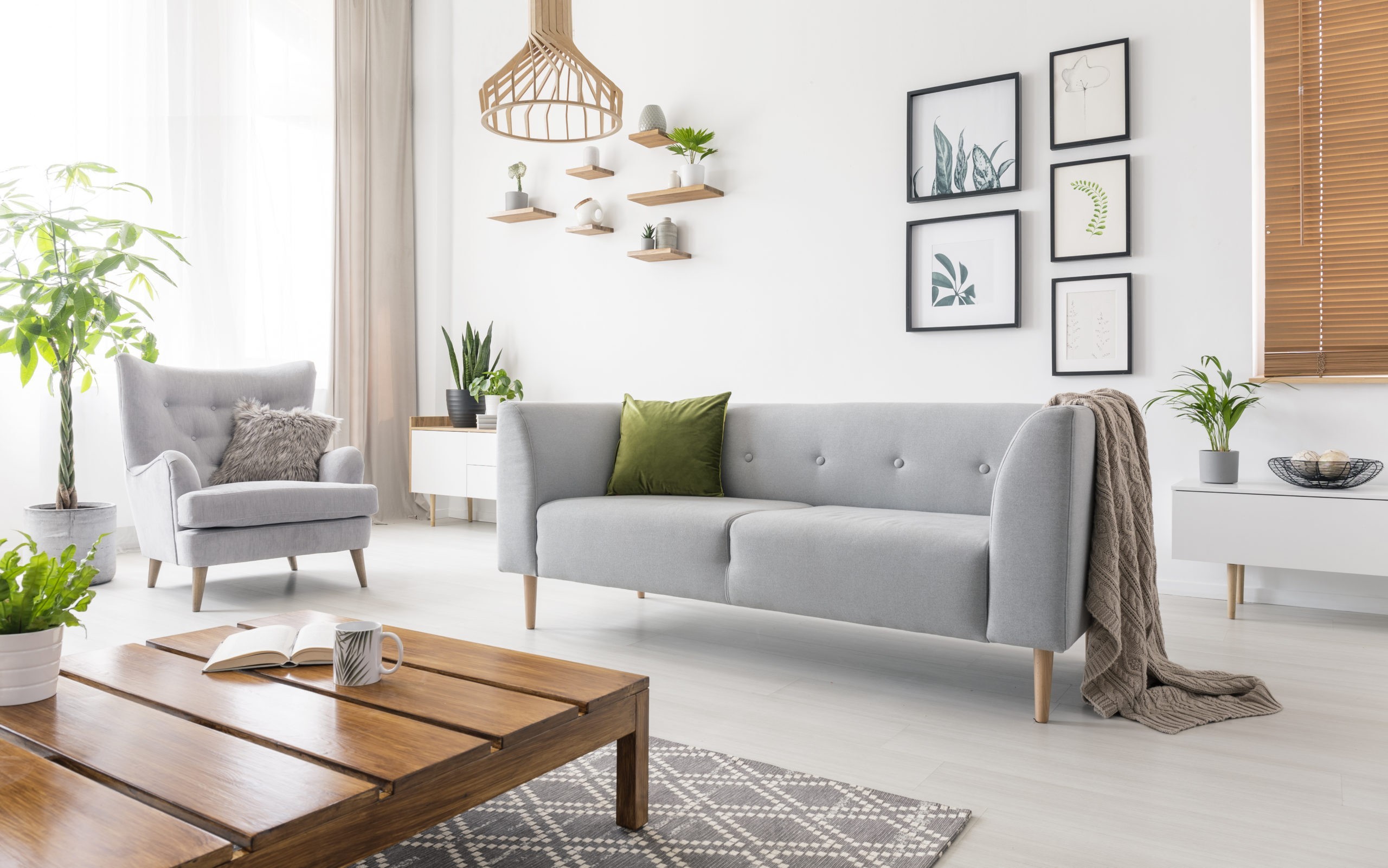 Green and Gray Room Details 