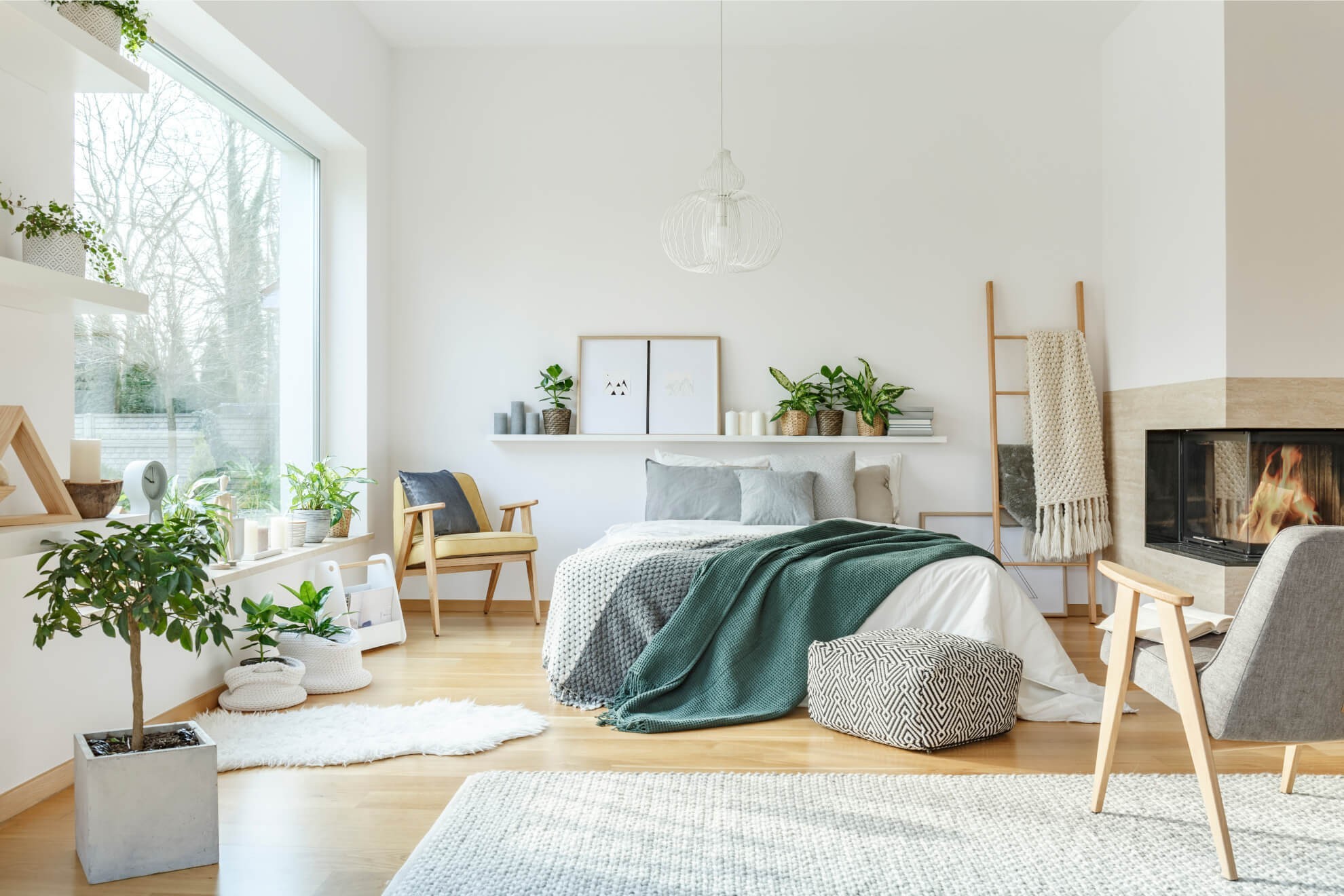 Green and White Bedroom Design