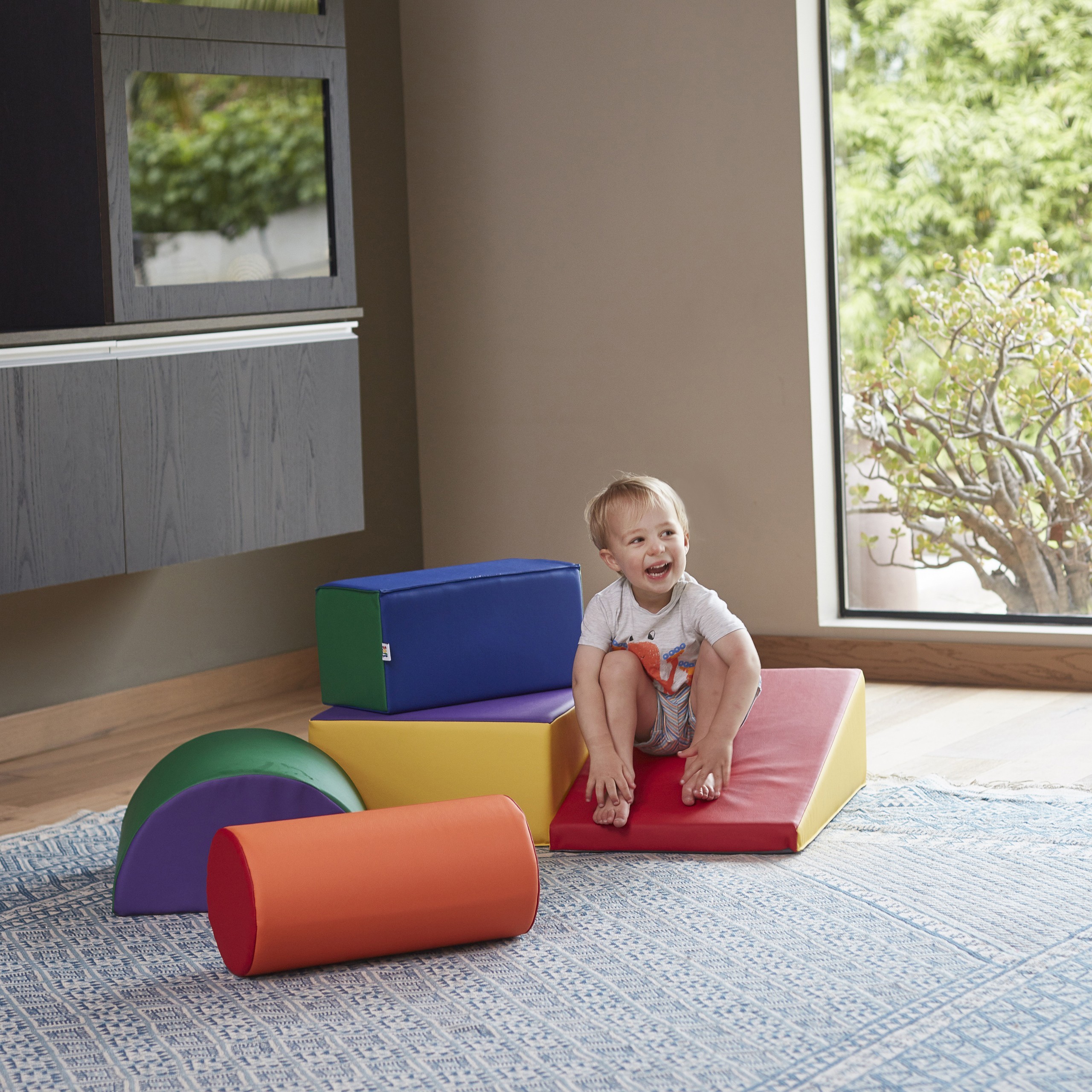 Lightweight Foam Shapes For Climbing