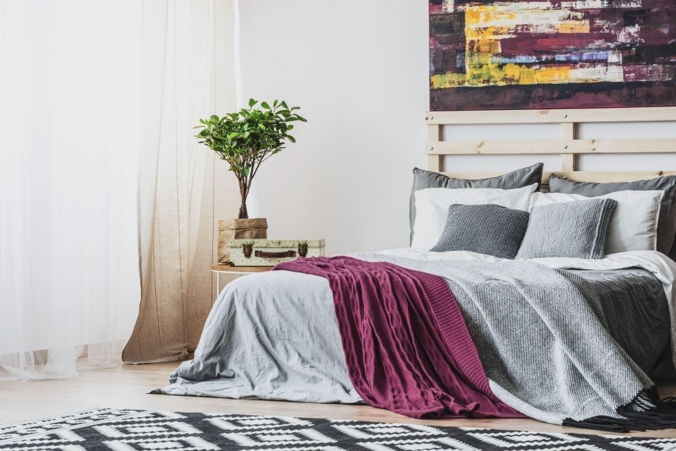 Maroon and Gray Bedroom Details Ideas