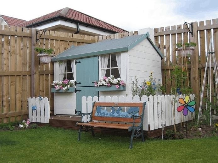 Outdoor Furniture for Playhouse