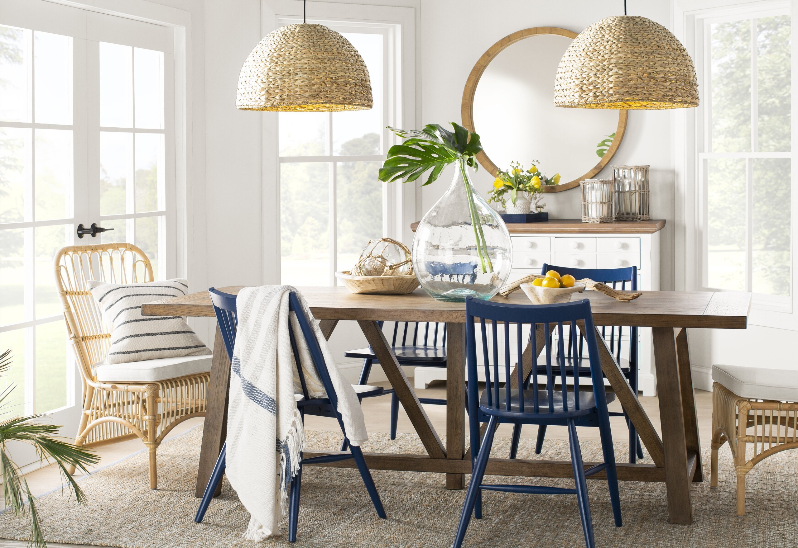Royal Blue and Tan Dining Room Design