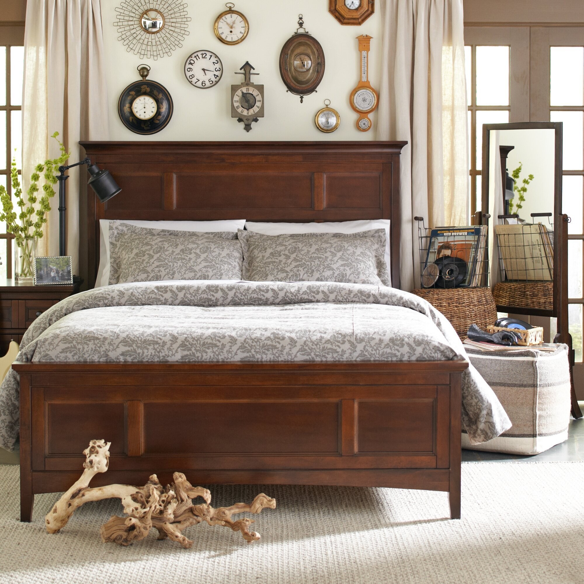Traditional Bedroom Design