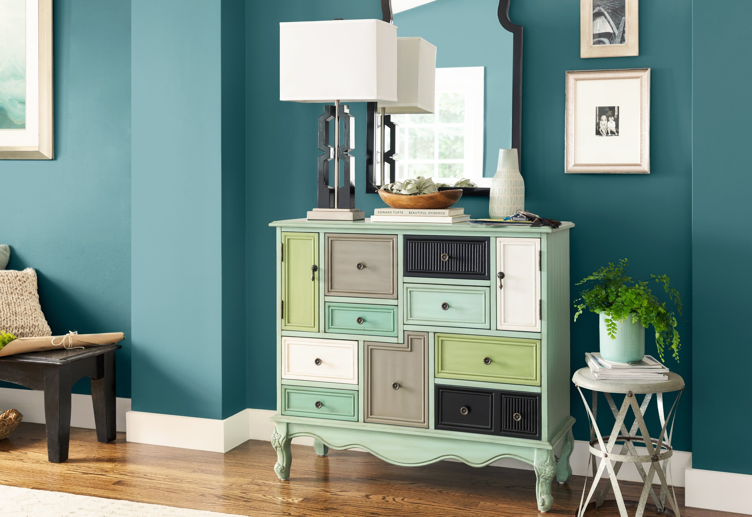 Turquoise and Green Foyer Design