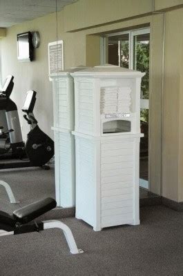 White Classic Plastic Towel Valet