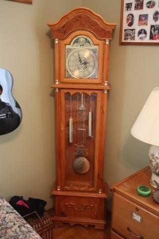 Daniel dakota battery operated grandfather clock dream