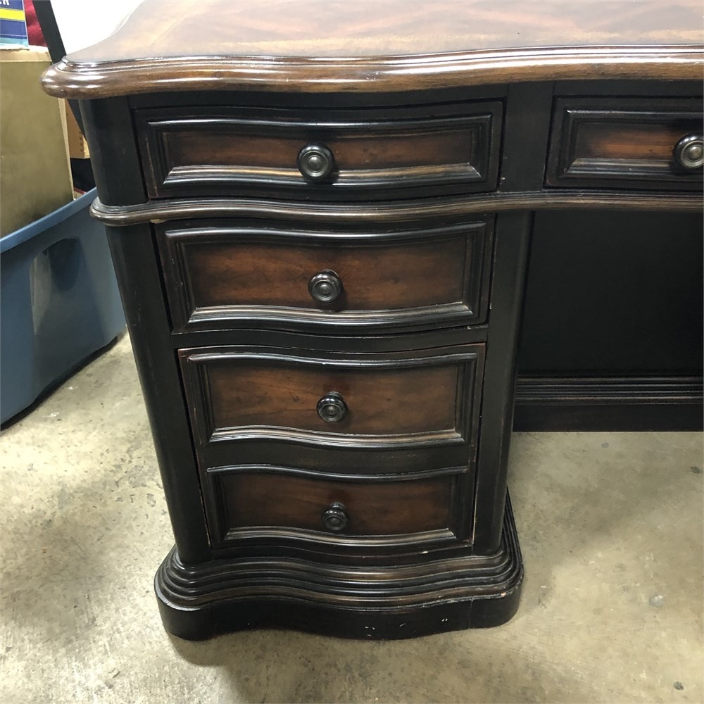 Rust belt revival online auctions hooker furniture belle
