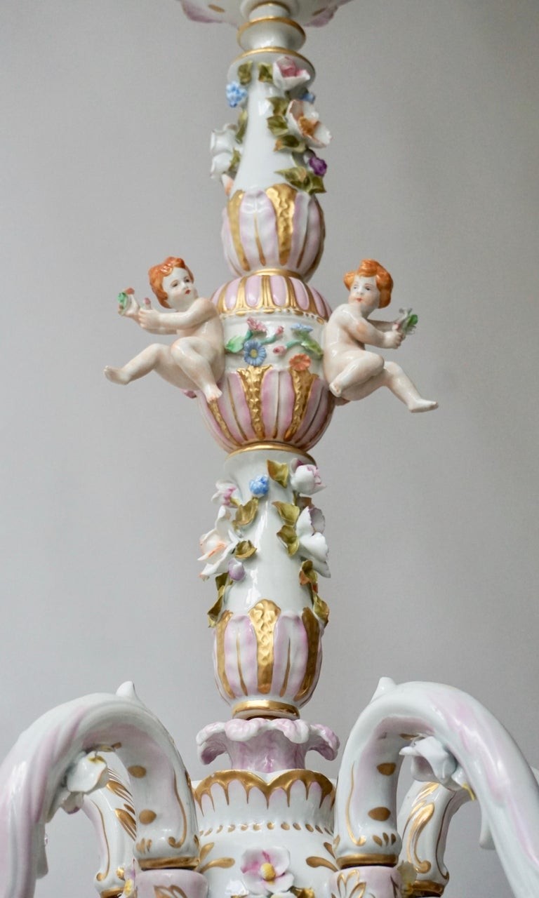 Capodimonte porcelain five lights chandelier with putti 6