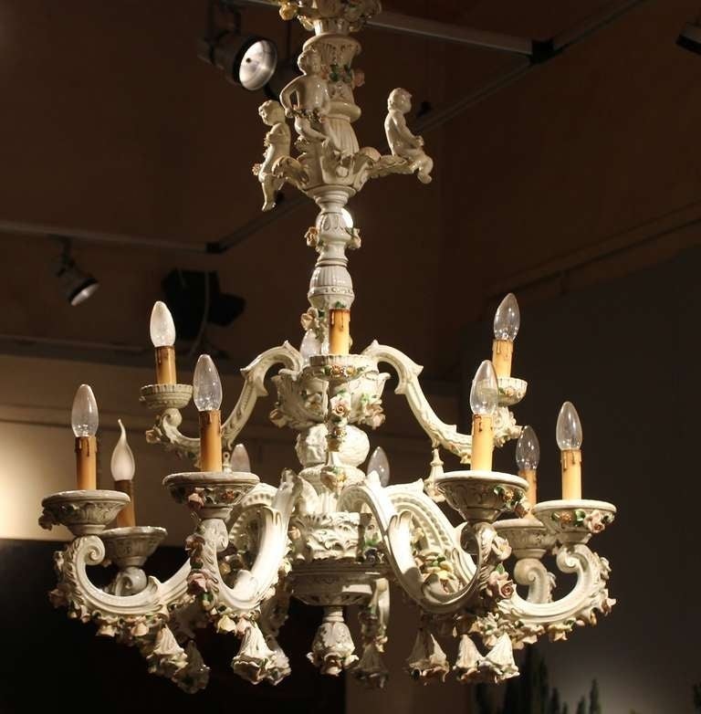 Capodimonte porcelain twelve lights chandelier with putti 1