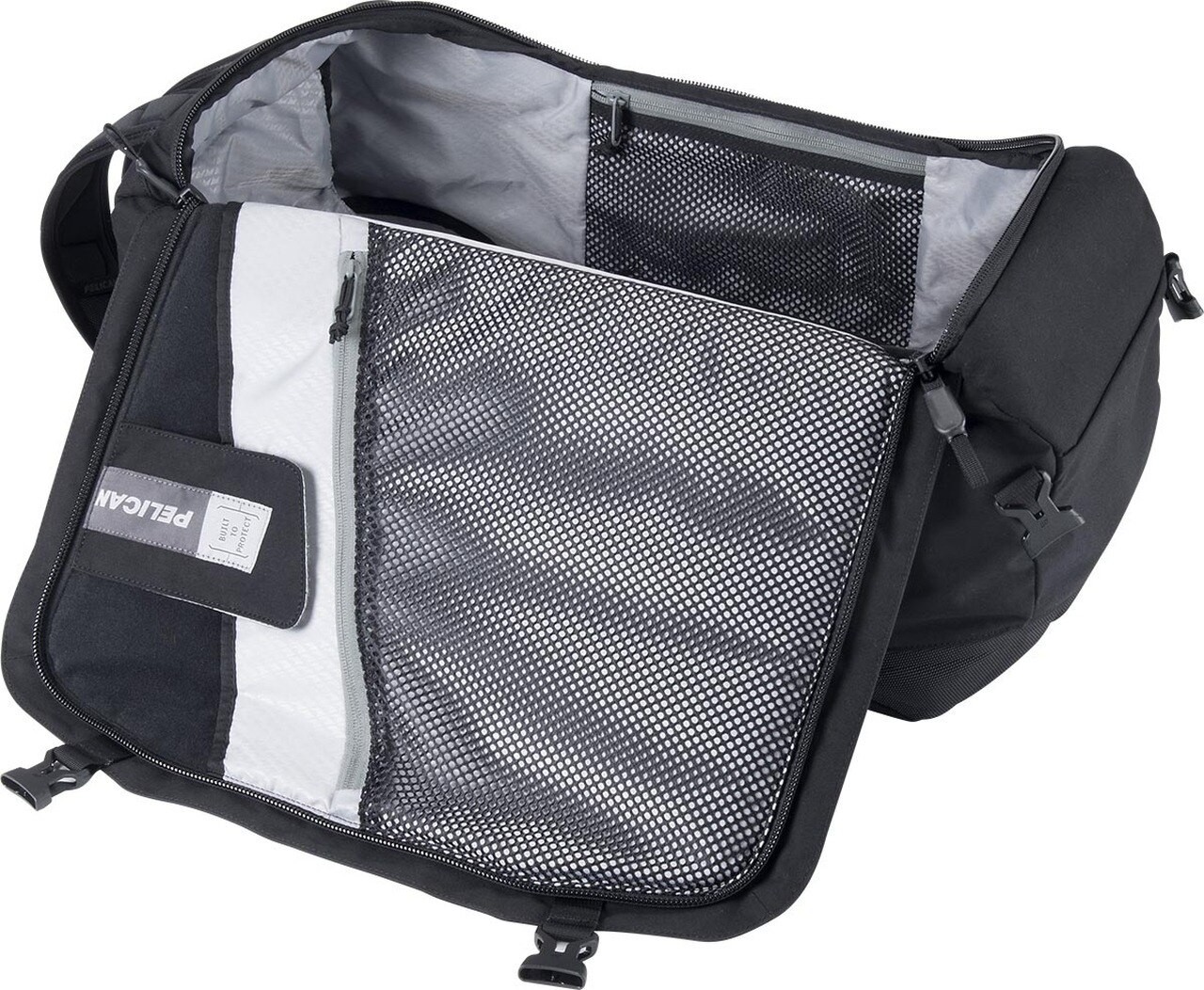 Pelican mpd40 mobile protect duffel bag with a large main