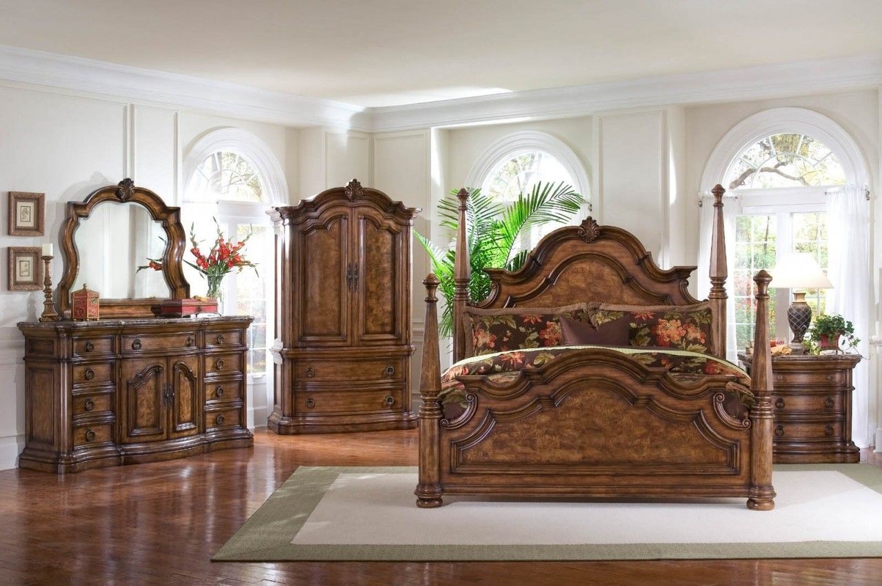 Pulaski san mateo 4 piece poster bedroom set special